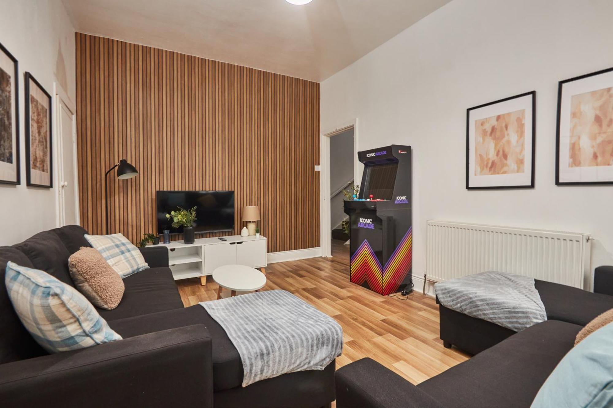 Large Flat Close To The City Centre - Sleeps 12 Apartment Newcastle upon Tyne Exterior photo